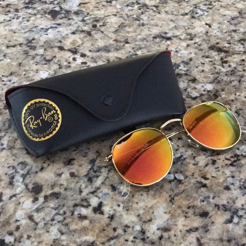 Rayban’s Round metal remix women’s sunglasses